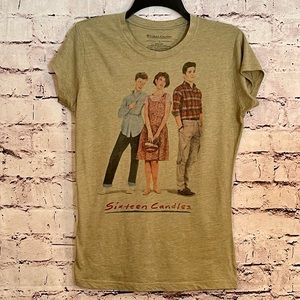 Womens Sixteen Candles T-shirt Size Large (C-55)